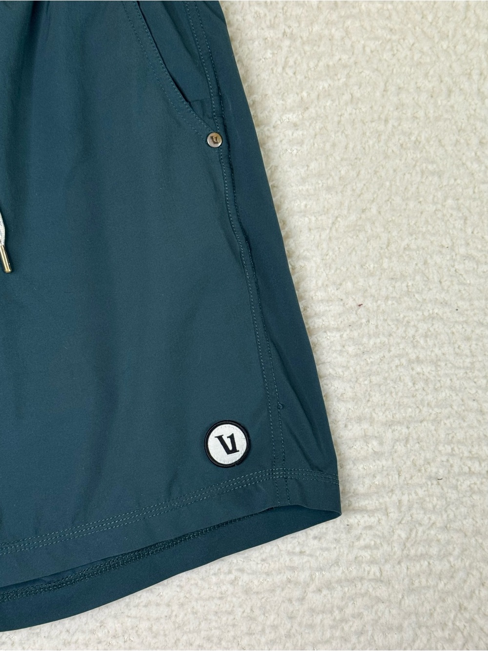 Vuori Kore Short Lined Athletic Shorts V302 Green Men's Size Medium - Picture 3 of 11
